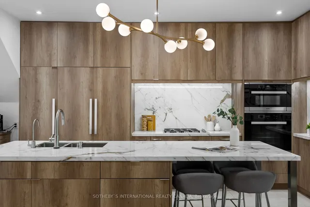 Additional image 12 of 46 Hewitt Ave