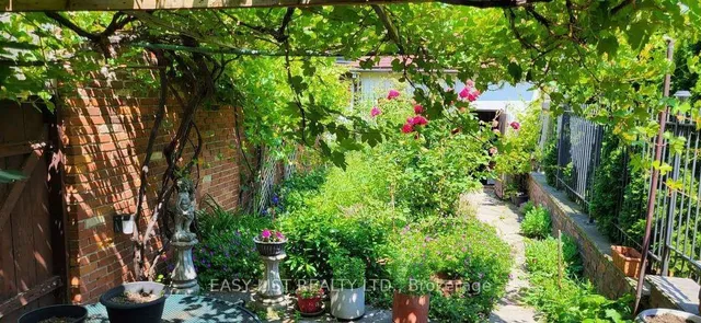 Additional image 25 of 33 Clinton St