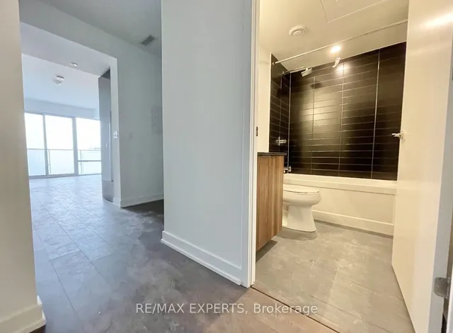 Additional image 5 of 501 Yonge St Unit 3213