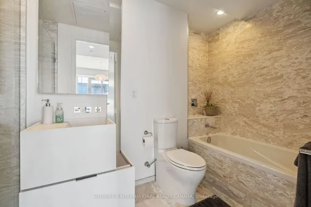 Additional image 24 of 1 Bloor St Unit 6805