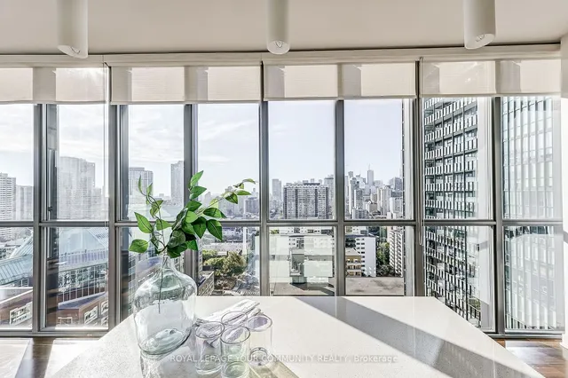 Additional image 19 of 110 Charles St Unit 2202