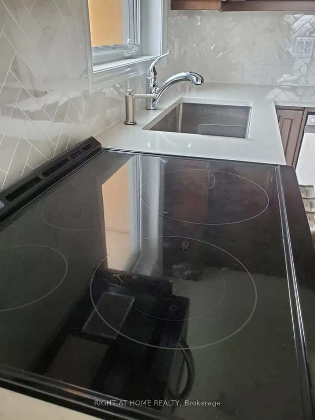 Additional image 7 of 2789 Eglinton Avenue East Ave Unit 423