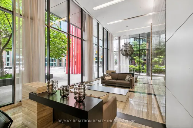 Additional image 3 of 110 Charles St Unit 2604