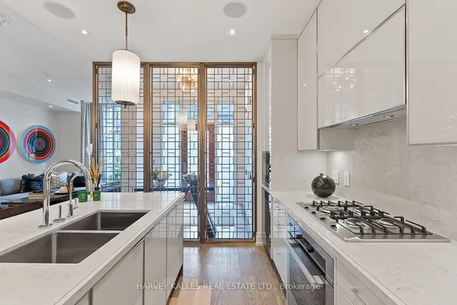 Additional image 11 of 127 Pears Ave Unit TH1