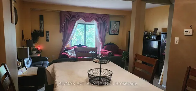 Additional image 7 of 61 Warwick Castle Crt