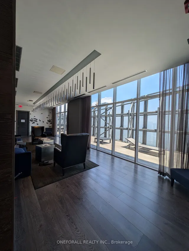 Additional image 32 of 1080 Bay St Unit 907