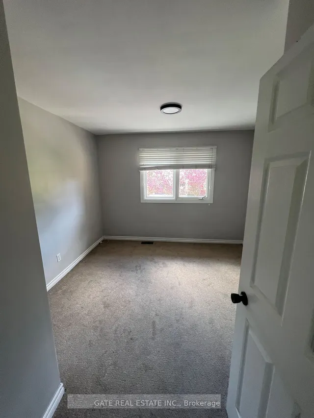 Additional image 9 of 16 Glenelia Ave