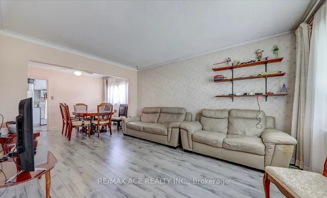 Additional image 2 of 98 Marble Arch Cres