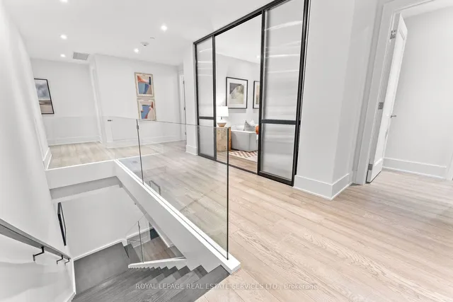 Additional image 20 of 36 Birch Ave Unit 102