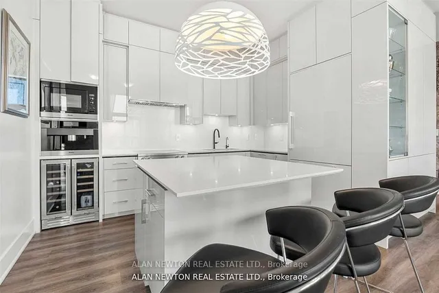 Additional image 13 of 1486 Bathurst St Unit Ph02