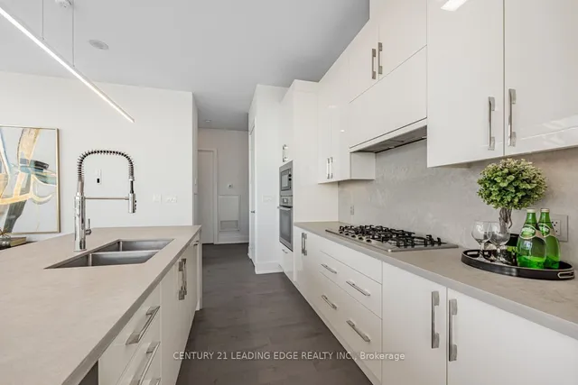 Additional image 5 of 39 QUEENS Quay Unit 1211