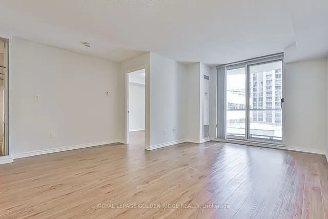 Additional image 10 of 801 Bay St Unit 1103