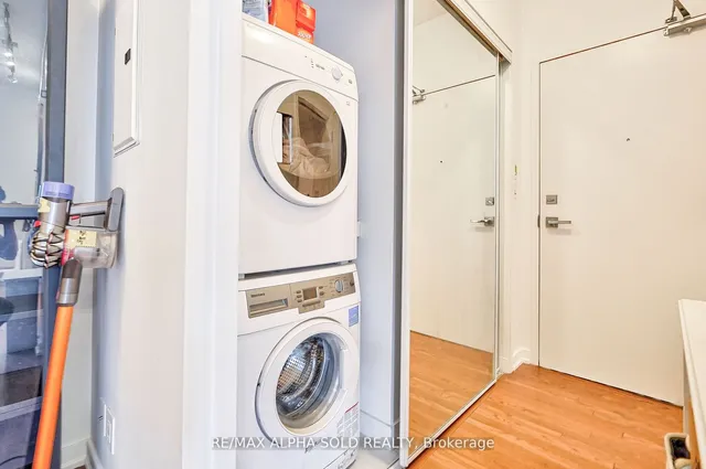 Additional image 32 of 12 York St Unit 707