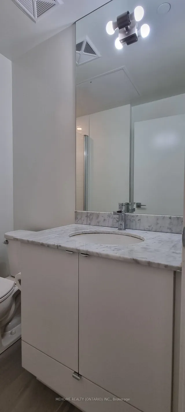 Additional image 7 of 49 East Liberty St St Unit 1906