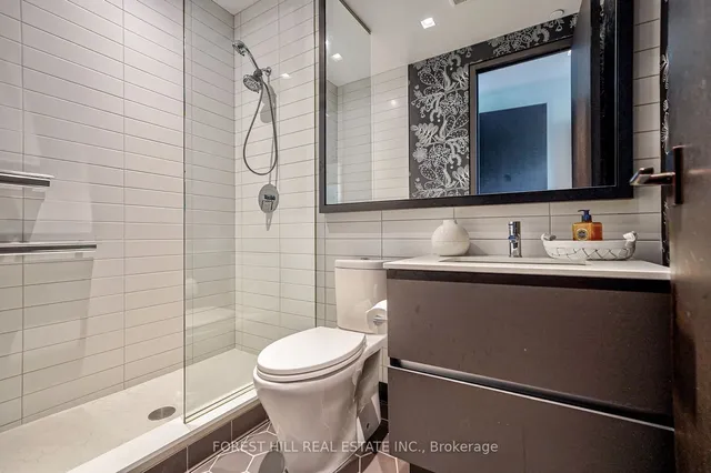 Additional image 33 of 377 Madison Ave Unit 706
