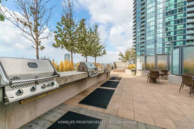 Additional image 33 of 209 Fort York Blvd Unit 383