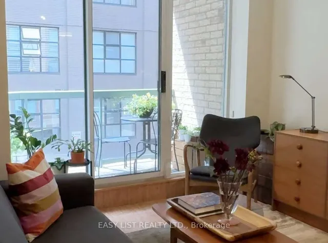 Additional image 7 of 311 Richmond St Unit 301