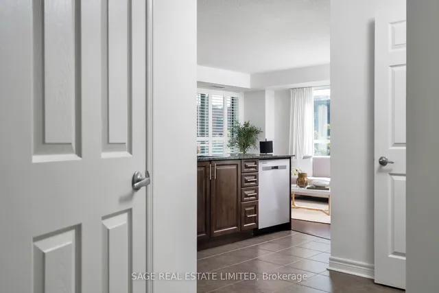 Additional image 5 of 60 Fairfax Cres Unit 309