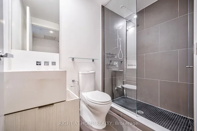 Additional image 10 of 1 bloor St Unit 6608