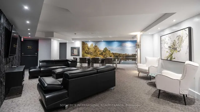 Additional image 34 of 33 University Ave Unit 2506