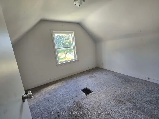 Additional image 6 of 46 Devondale Ave