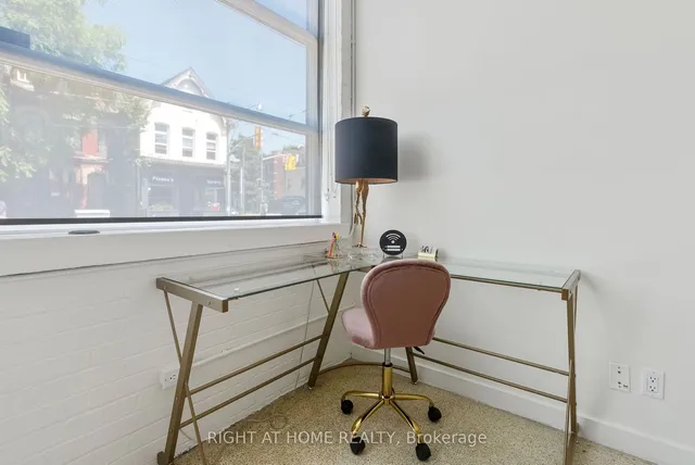 Additional image 8 of 365 Dundas St Unit 102