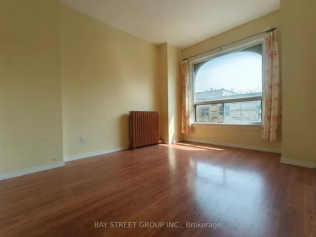 Additional image 37 of 70 Lansdowne Ave