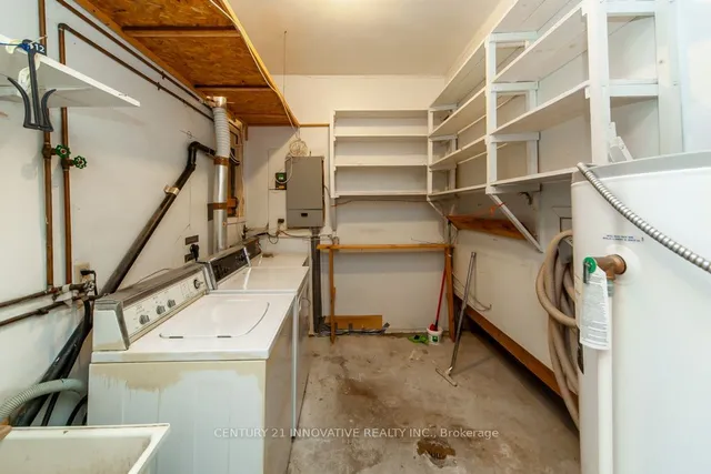 Additional image 25 of 5 Wiggens Crt