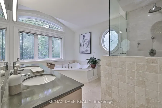 Additional image 20 of 550 Deloraine Ave