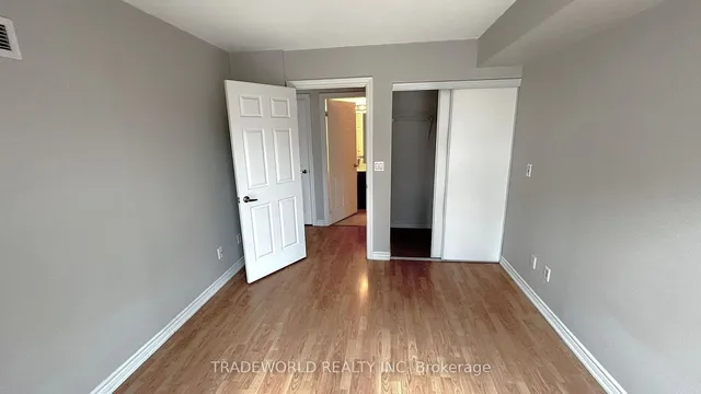 Additional image 8 of 761 Bay St Unit 2006