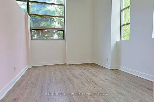 Additional image 17 of 637 Lake Shore Blvd Unit 101