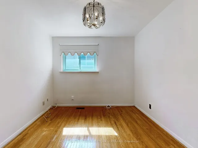 Additional image 21 of 10 Bengal Crt