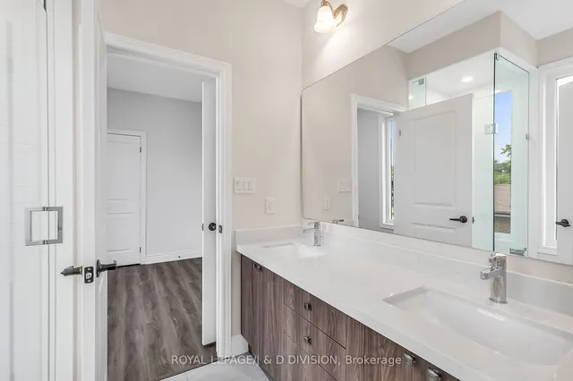 Additional image 23 of 19 Lambton Ave