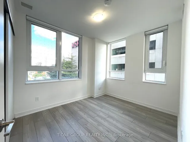 Additional image 9 of 8 Tippett Rd Unit 215