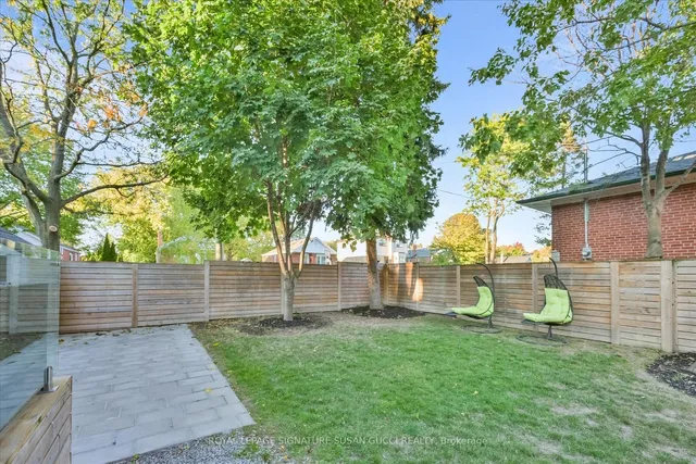 Additional image 37 of 61 Presley Ave