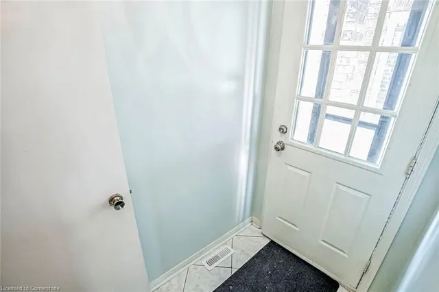 Additional image 8 of 102 Pennyhill Dr