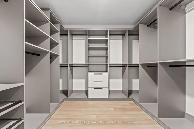 Additional image 26 of 36 Birch Ave Unit 102