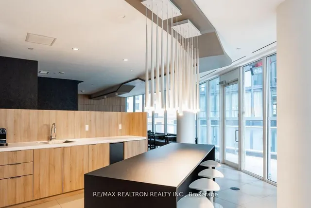 Additional image 15 of 68 Shuter St Unit 2305