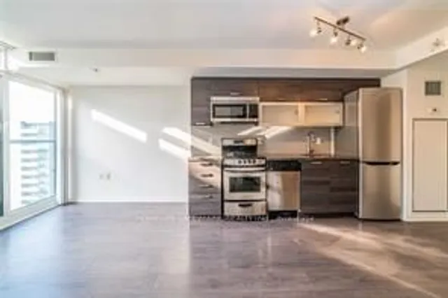 Additional image 8 of 36 Lisgar St Unit 2201E