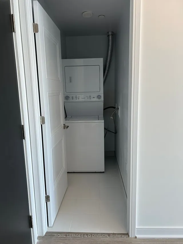 Additional image 9 of 25 Neighbourhood Lane Unit 1002