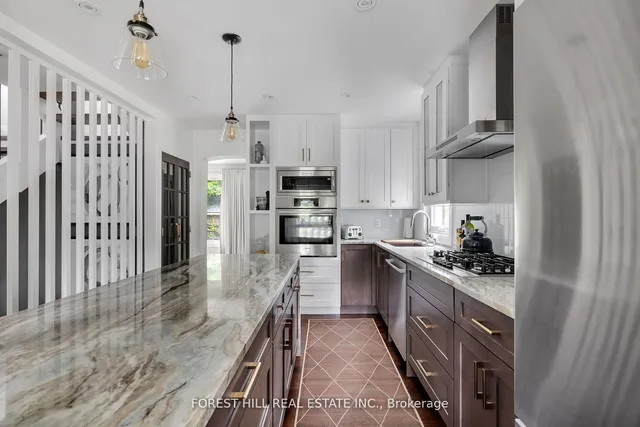 Additional image 10 of 2567 Lake Shore Blvd