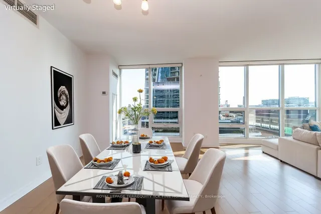 Additional image 4 of 16 Yonge St Unit 1109