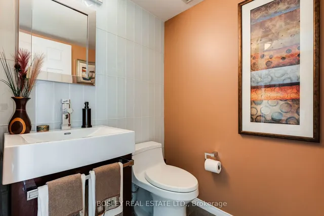 Additional image 28 of 10 Queens Quay Unit 2006