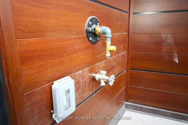 Additional image 9 of 160 Kingsway Cres Unit 416