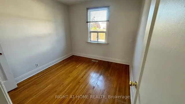 Additional image 20 of 524 Glen Park Ave