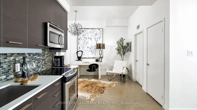 Additional image 11 of 510 King St Unit 622