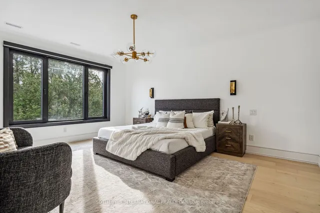 Additional image 14 of 159 Cortleigh Blvd