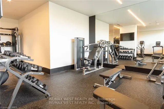 Additional image 23 of 4208 Dundas St Unit 315