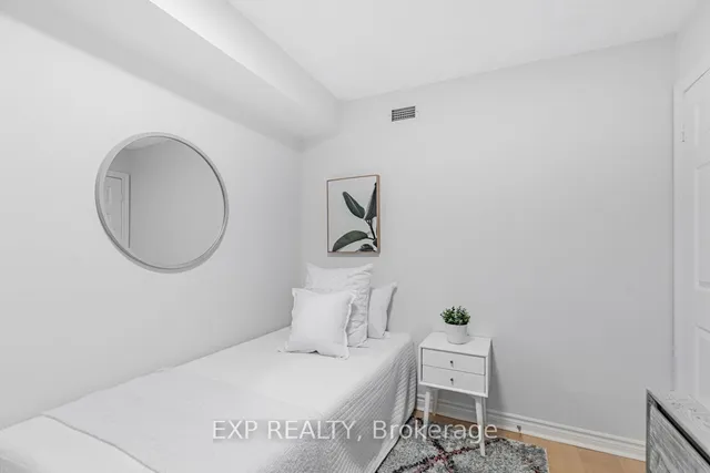 Additional image 20 of 5229 Dundas St Unit 701