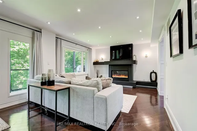 Additional image 14 of 102 Edenbridge Dr